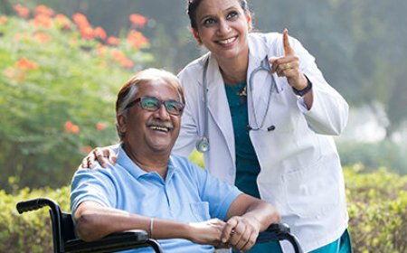 The Heartwarming Role of Caregivers in Assisted Living