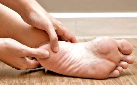 Ultimate Guide to Diabetic Shoes: Comfort, Protection, and Health for Your Feet