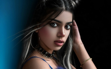 Nurturing Intimacy Through Mindful Communication