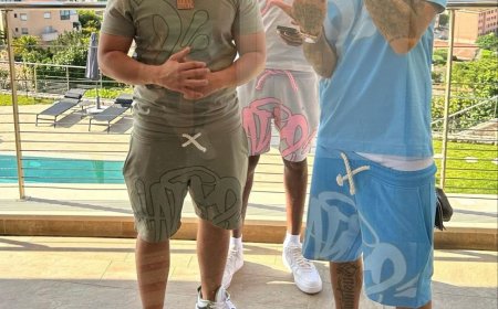 Breathable, Lightweight, Chic: The Magic of Syna World Shorts"