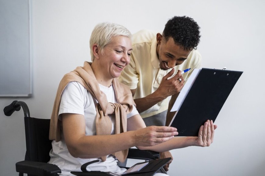 Achieving The Right Social Care Career Training for a Rewarding Future